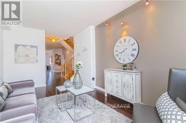 82 Kimono Crescent, Richmond Hill, Ontario  L4S 2G1 - Photo 4 - N12752396