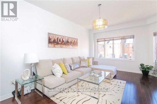 82 Kimono Crescent, Richmond Hill, Ontario  L4S 2G1 - Photo 5 - N12752396