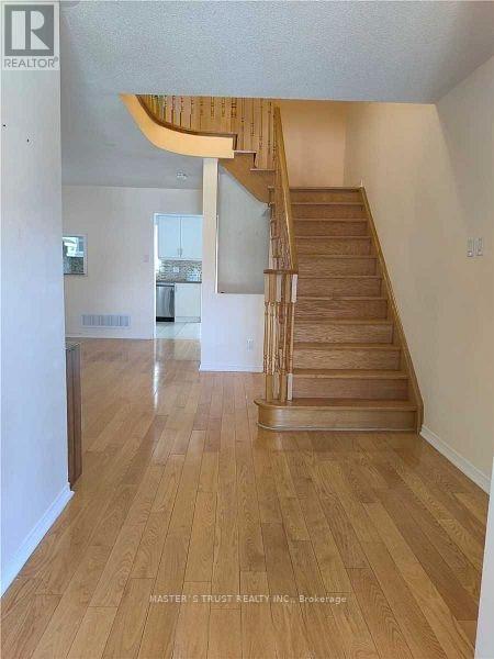 31 Marathon Avenue, Vaughan, Ontario  L4K 5G8 - Photo 6 - N12752444