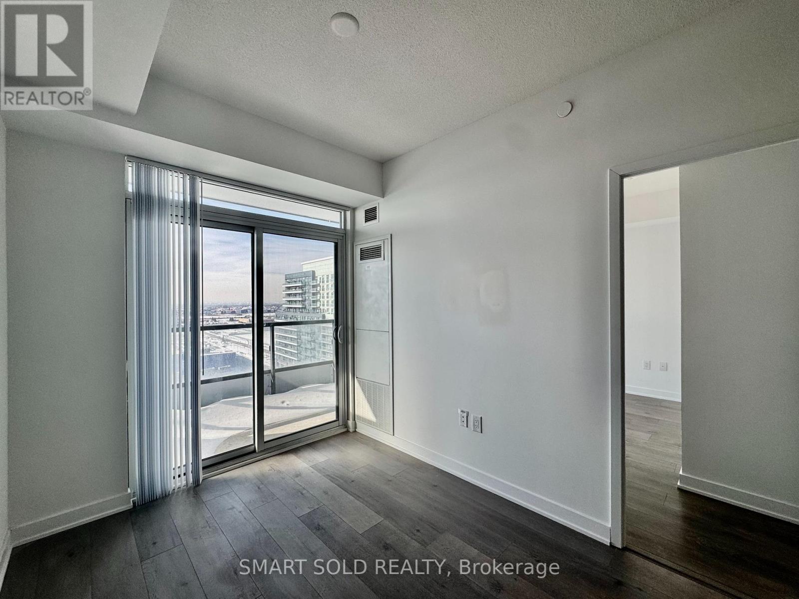 1519 - 60 Honeycrisp Crescent, Vaughan, Ontario  L4K 0N5 - Photo 7 - N12752598