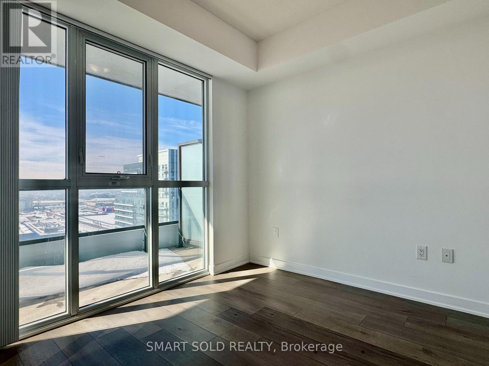 1519 - 60 Honeycrisp Crescent, Vaughan, Ontario  L4K 0N5 - Photo 9 - N12752598