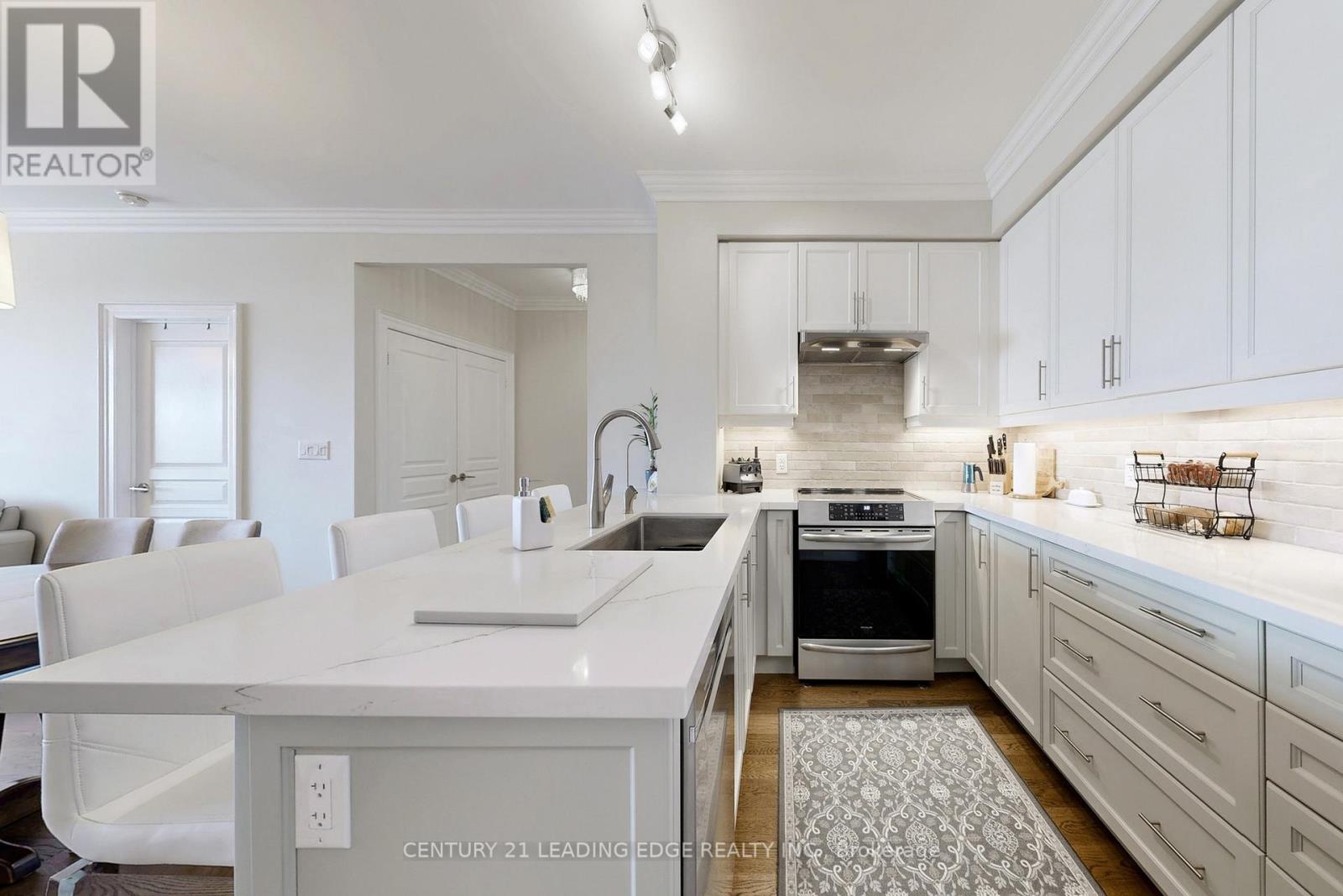 305 - 35 Baker Hill Boulevard, Whitchurch-Stouffville, Ontario  L4A 1P8 - Photo 22 - N12752634