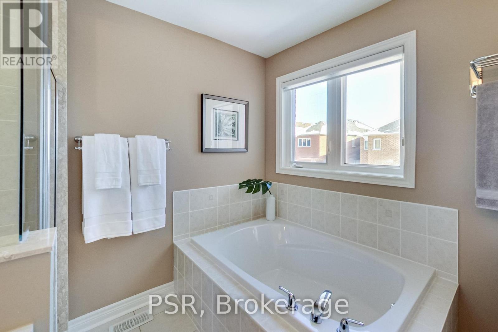 9 White Beach Crescent, Vaughan, Ontario  L6A 0R1 - Photo 27 - N12752664