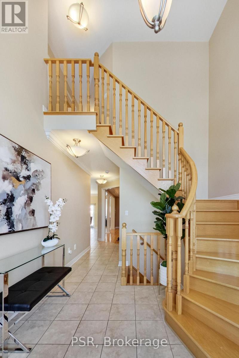 9 White Beach Crescent, Vaughan, Ontario  L6A 0R1 - Photo 5 - N12752664