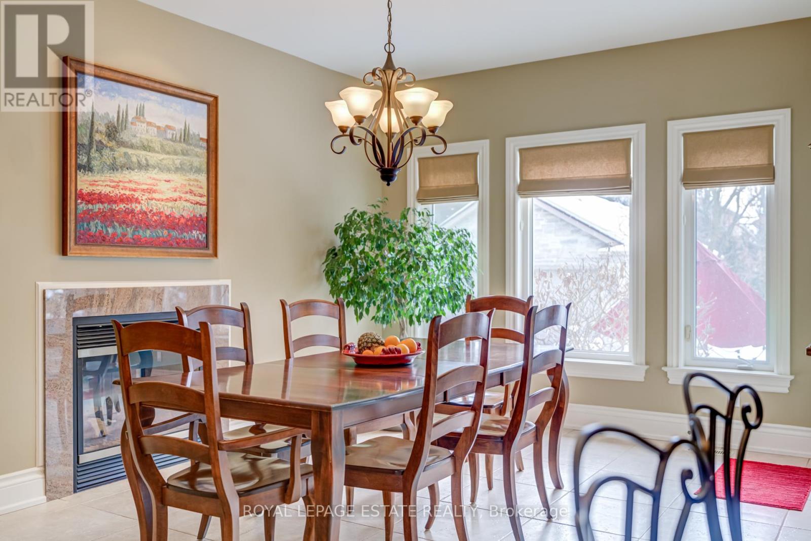 81 Naughton Drive, Richmond Hill, Ontario  L4C 8B3 - Photo 12 - N12752702