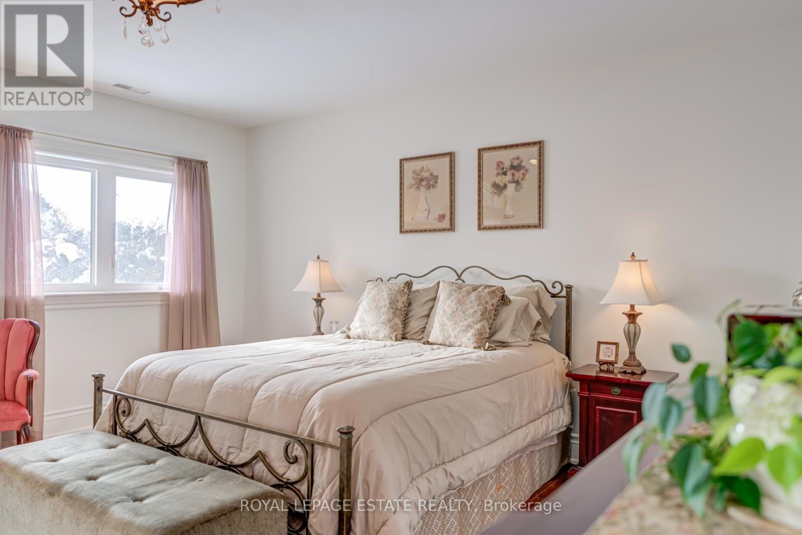 81 Naughton Drive, Richmond Hill, Ontario  L4C 8B3 - Photo 20 - N12752702