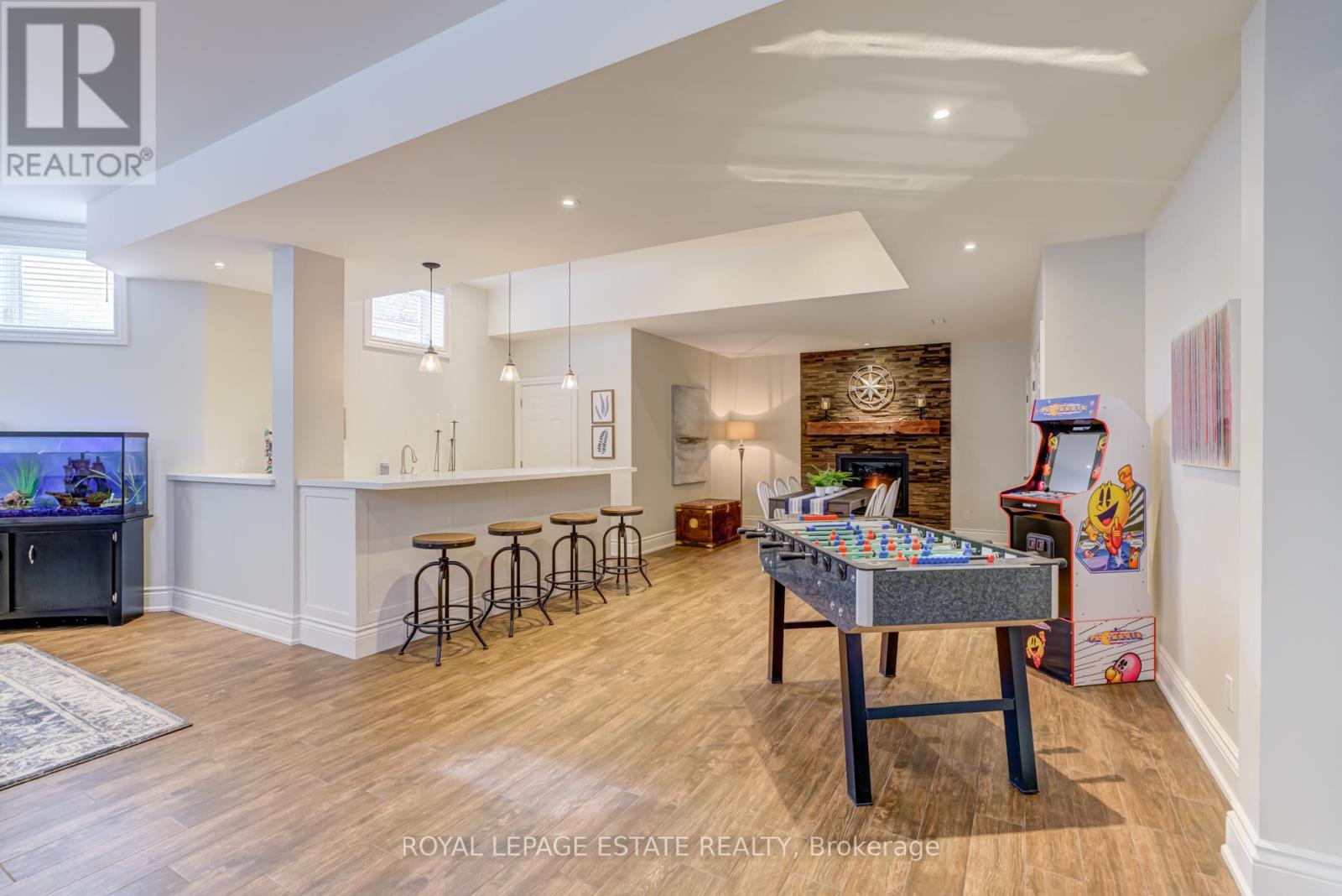 81 Naughton Drive, Richmond Hill, Ontario  L4C 8B3 - Photo 38 - N12752702