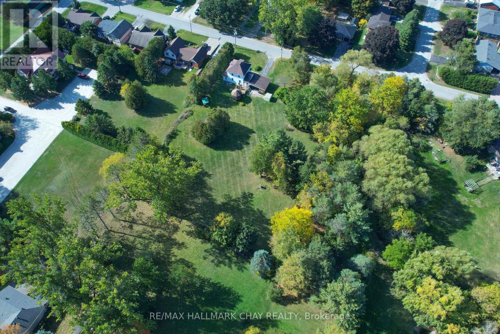 213 Dominion Drive, Clearview, Ontario  L0M 1S0 - Photo 15 - S12752436