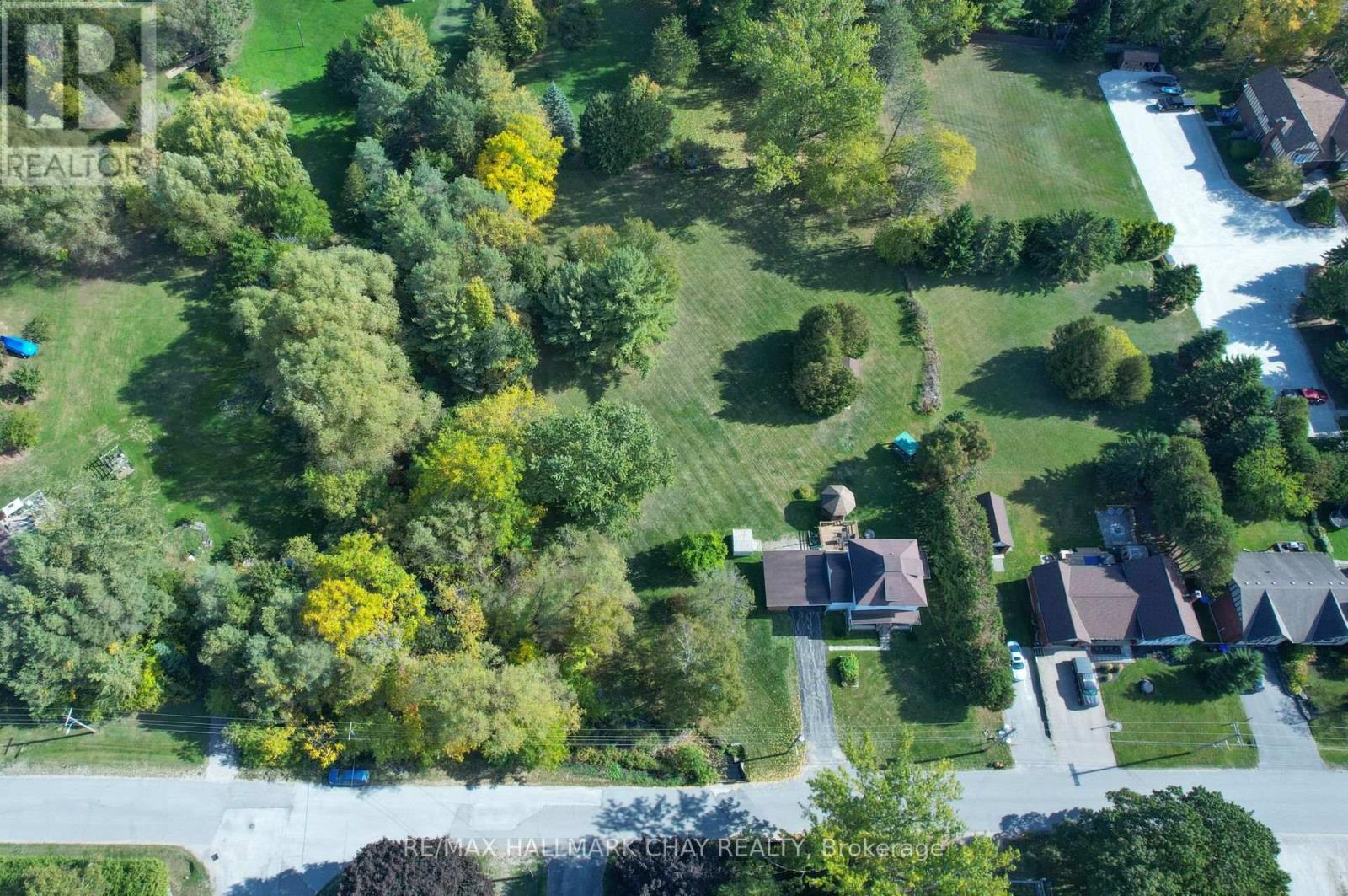 213 Dominion Drive, Clearview, Ontario  L0M 1S0 - Photo 20 - S12752436