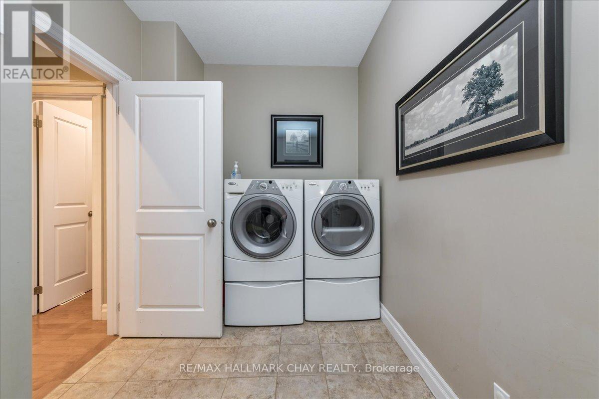 5 Timber Court, Springwater, Ontario  L0L 0H7 - Photo 20 - S12752516