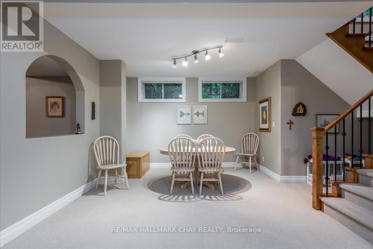 5 Timber Court, Springwater, Ontario  L0L 0H7 - Photo 21 - S12752516