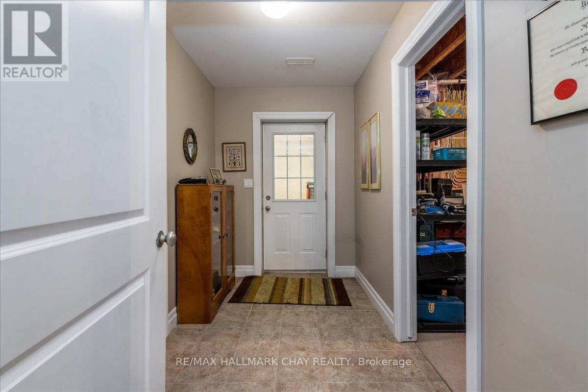 5 Timber Court, Springwater, Ontario  L0L 0H7 - Photo 27 - S12752516