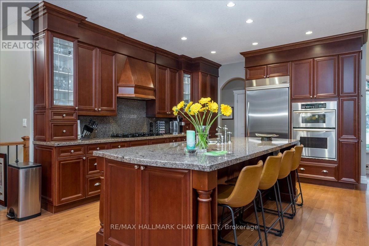 5 Timber Court, Springwater, Ontario  L0L 0H7 - Photo 8 - S12752516