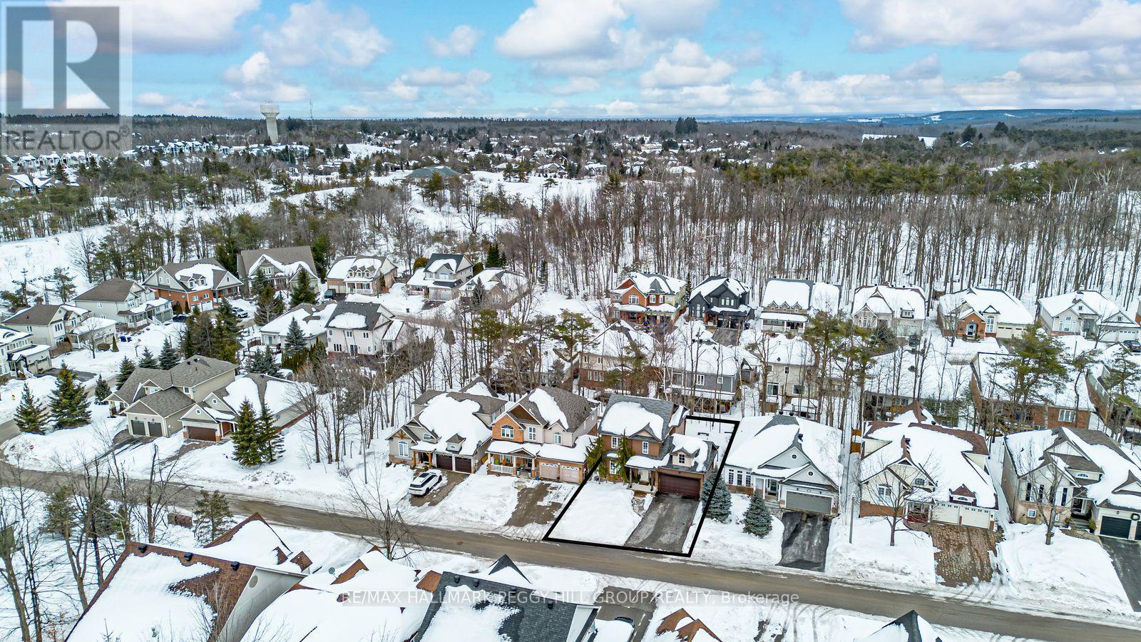 11 Oakmont Avenue, Oro-Medonte, Ontario  L0L 2L0 - Photo 2 - S12752582