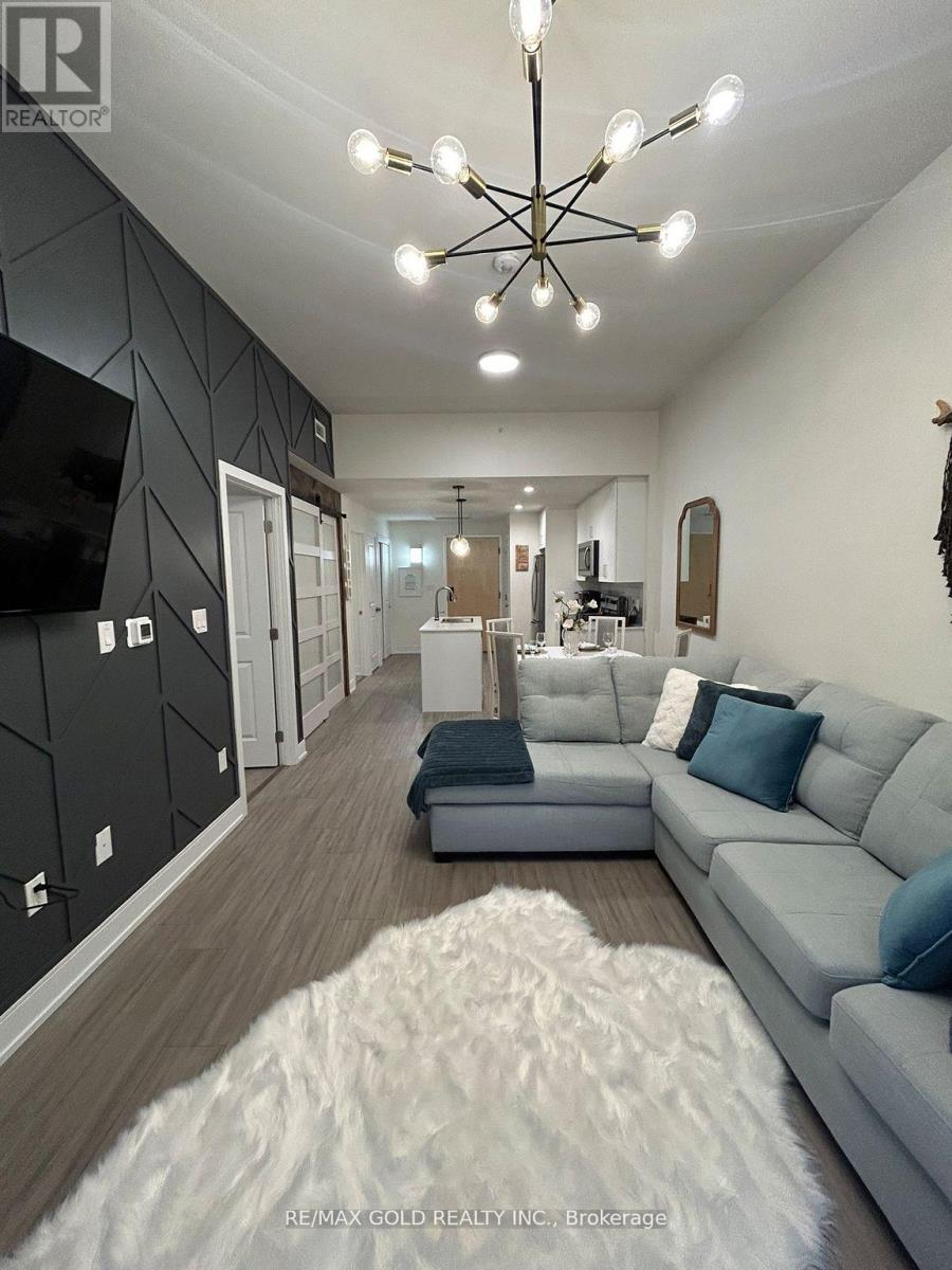 403 - 121 Mary Street, Clearview (Creemore), Ontario  L0M 1G0 - Photo 2 - S12752594