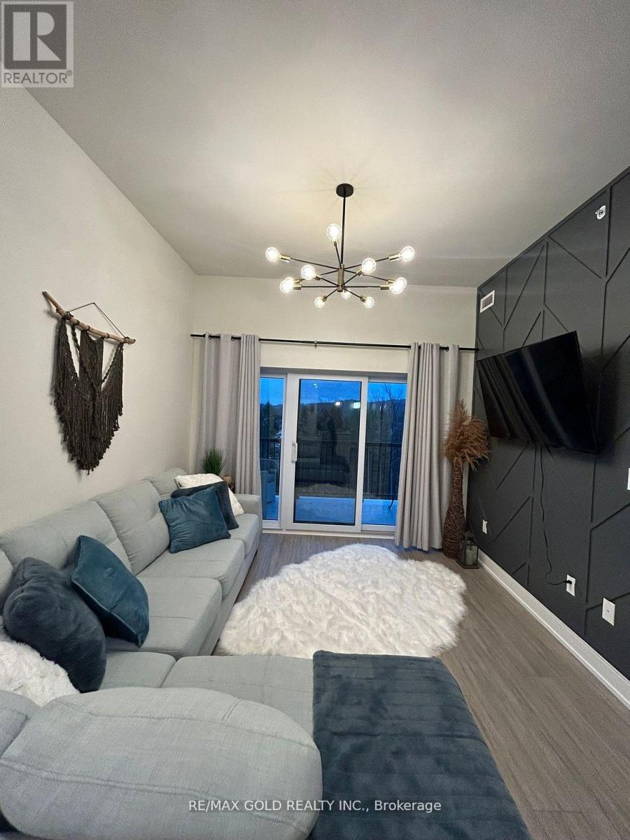 403 - 121 Mary Street, Clearview (Creemore), Ontario  L0M 1G0 - Photo 3 - S12752594