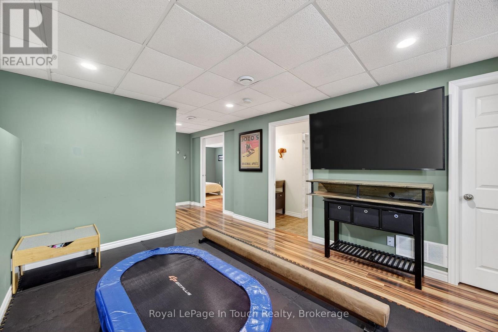 39 St. Laurent Boulevard, Tiny, Ontario  L9M 1R3 - Photo 15 - S12752788