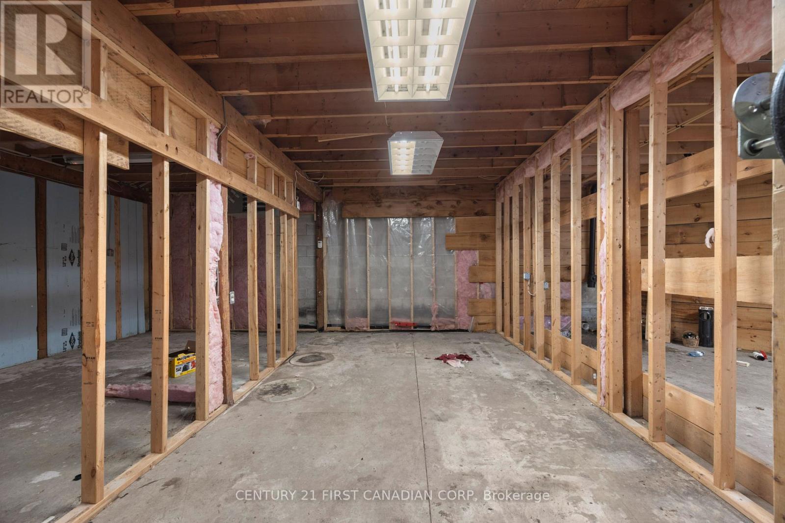 B - 7024 Kilbourne Road, London South, Ontario  N6P 1K6 - Photo 11 - X12729780