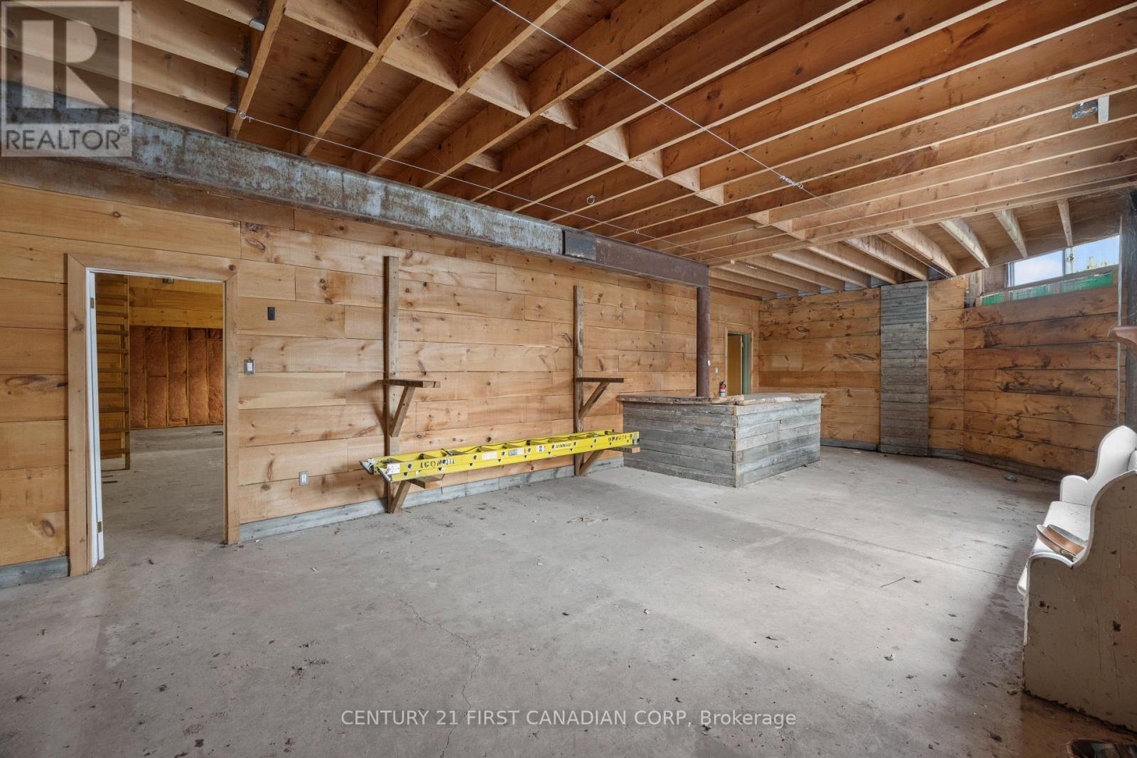 B - 7024 Kilbourne Road, London South, Ontario  N6P 1K6 - Photo 4 - X12729780