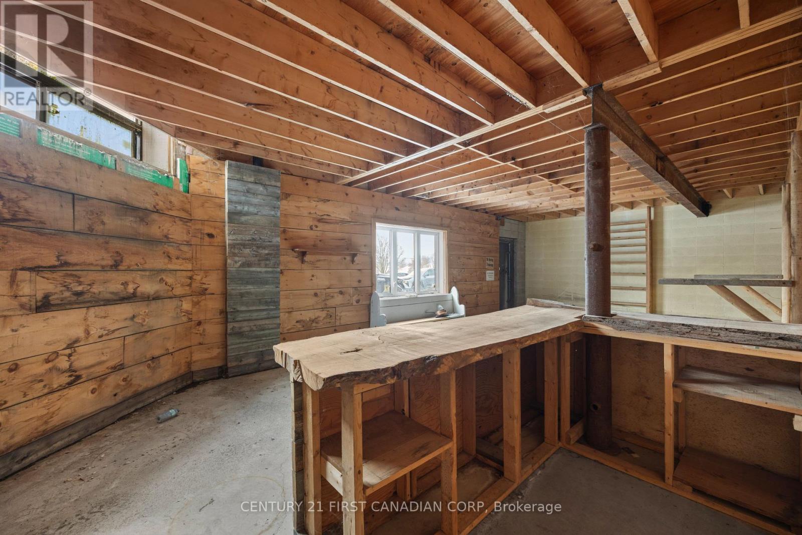 B - 7024 Kilbourne Road, London South, Ontario  N6P 1K6 - Photo 6 - X12729780