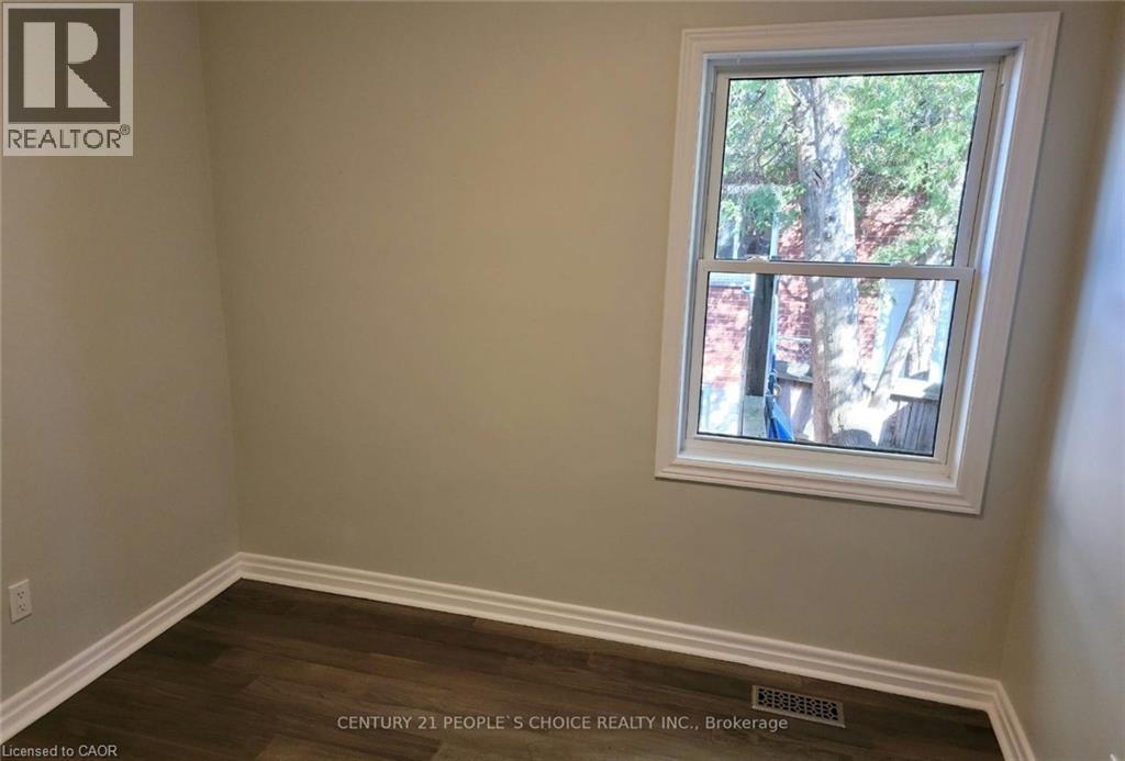 1482 Fisher Avenue Unit# Upper Level, Burlington, Ontario  L7P 2L8 - Photo 8 - 40802135