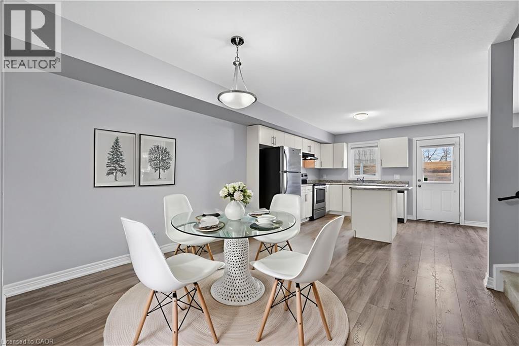 7768 Ascot Circle Unit# 15, Niagara Falls, Ontario  L2H 3P9 - Photo 4 - 40801679