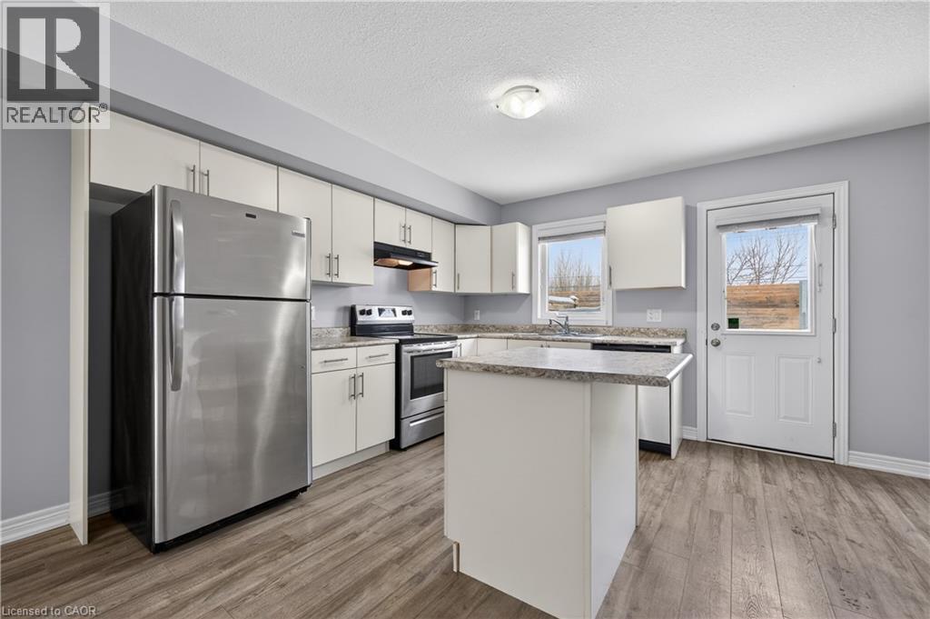 7768 Ascot Circle Unit# 15, Niagara Falls, Ontario  L2H 3P9 - Photo 5 - 40801679