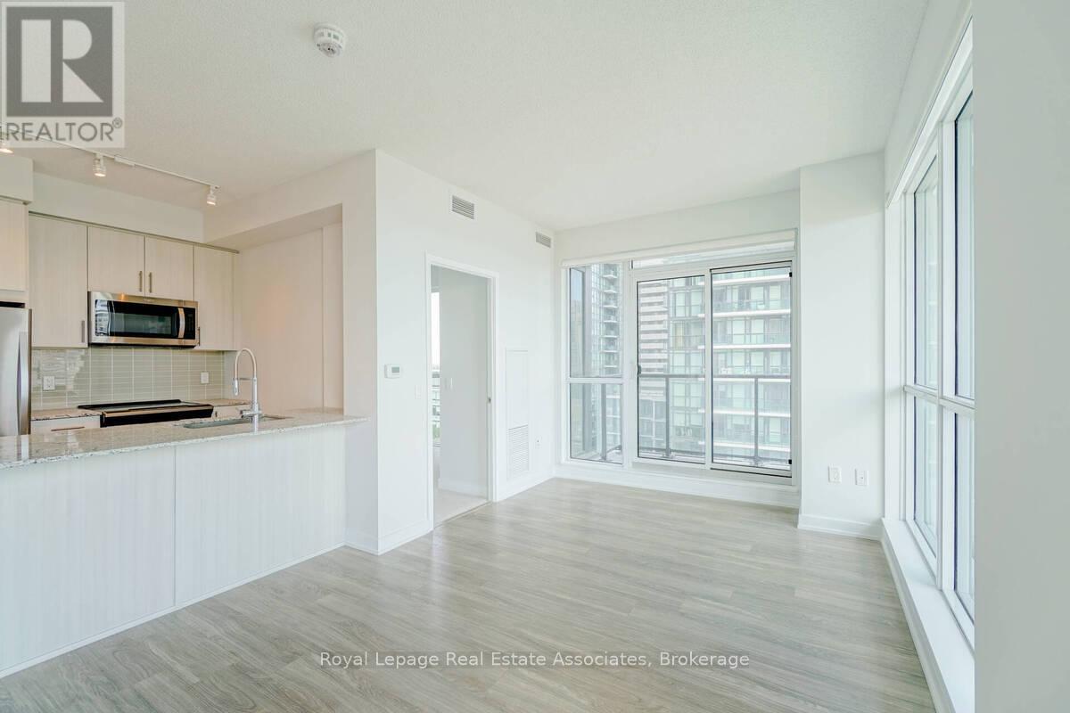 1118 - 4055 Parkside Village Drive, Mississauga, Ontario  L5B 0K8 - Photo 10 - W12752422