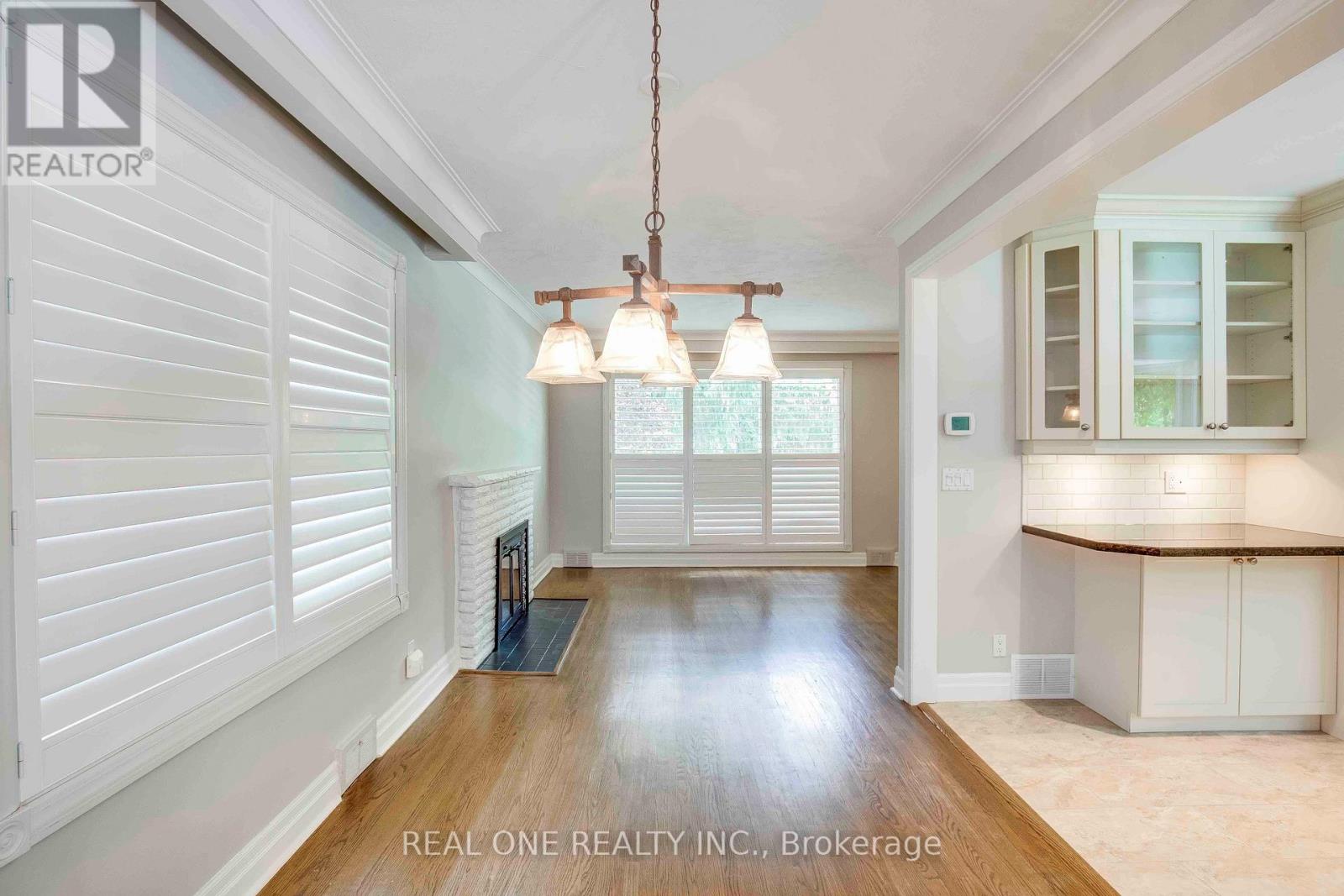 2030 Duncan Road, Oakville, Ontario  L6J 2R7 - Photo 11 - W12752478