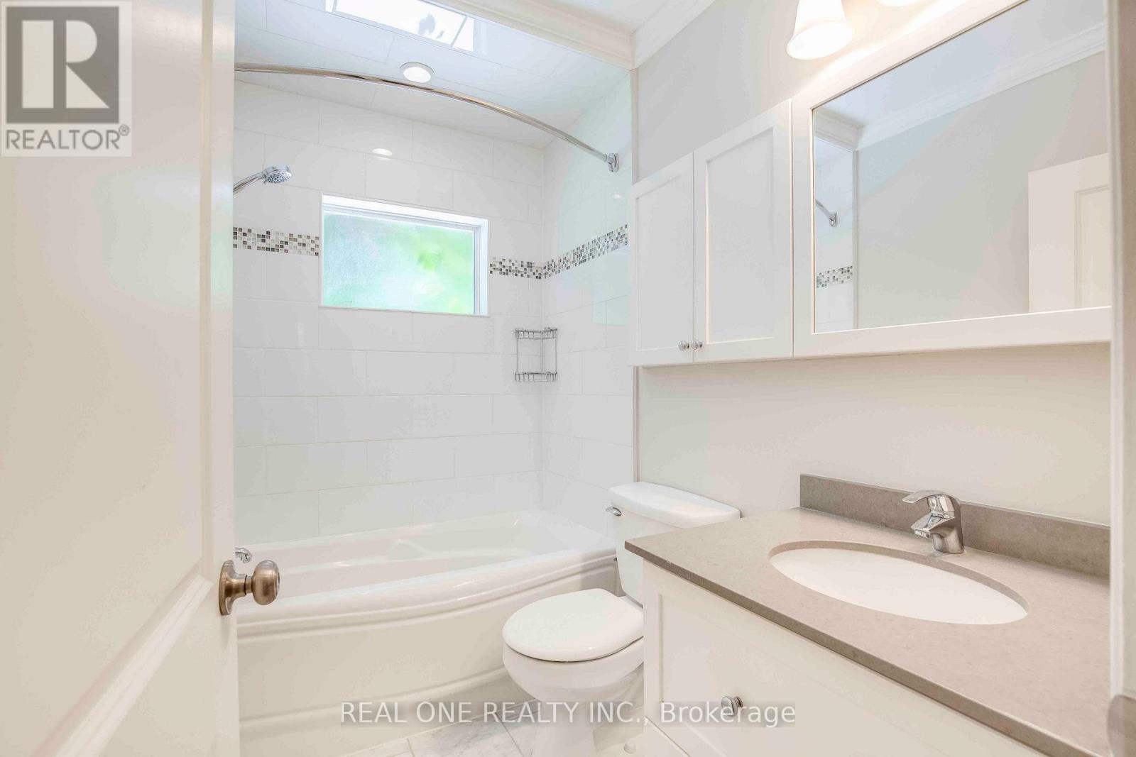 2030 Duncan Road, Oakville, Ontario  L6J 2R7 - Photo 30 - W12752478