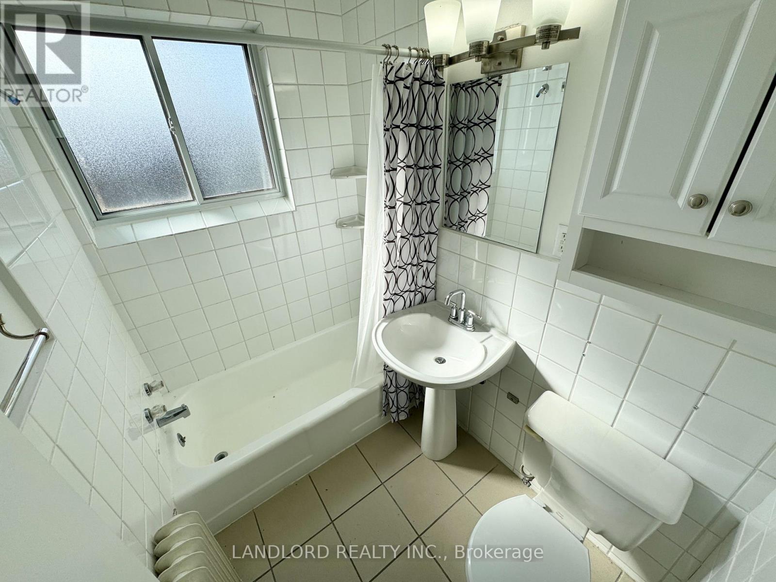 16 - 2696 Lake Shore Boulevard W, Toronto, Ontario  M8V 1G8 - Photo 10 - W12752488