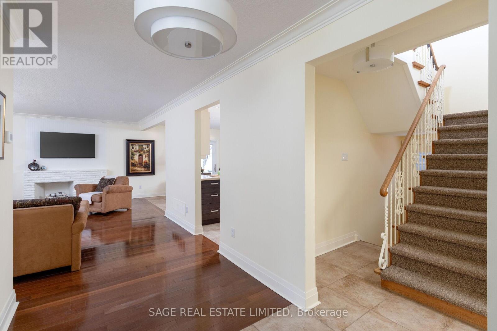 4 Elstree Road, Toronto, Ontario  M9A 3Z1 - Photo 19 - W12752506