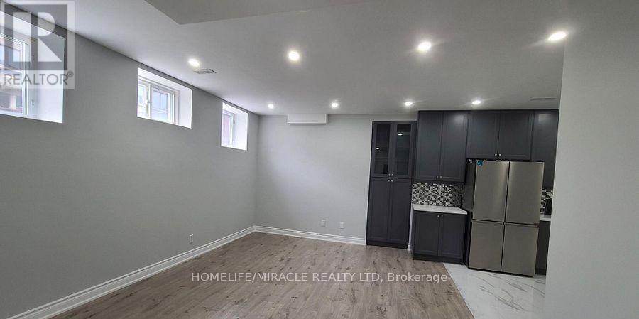 BASEMENT - 19 FALKLAND ROAD, Brampton, Ontario