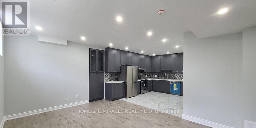 Basement - 19 Falkland Road, Brampton, Ontario  L6P 4C3 - Photo 2 - W12752546