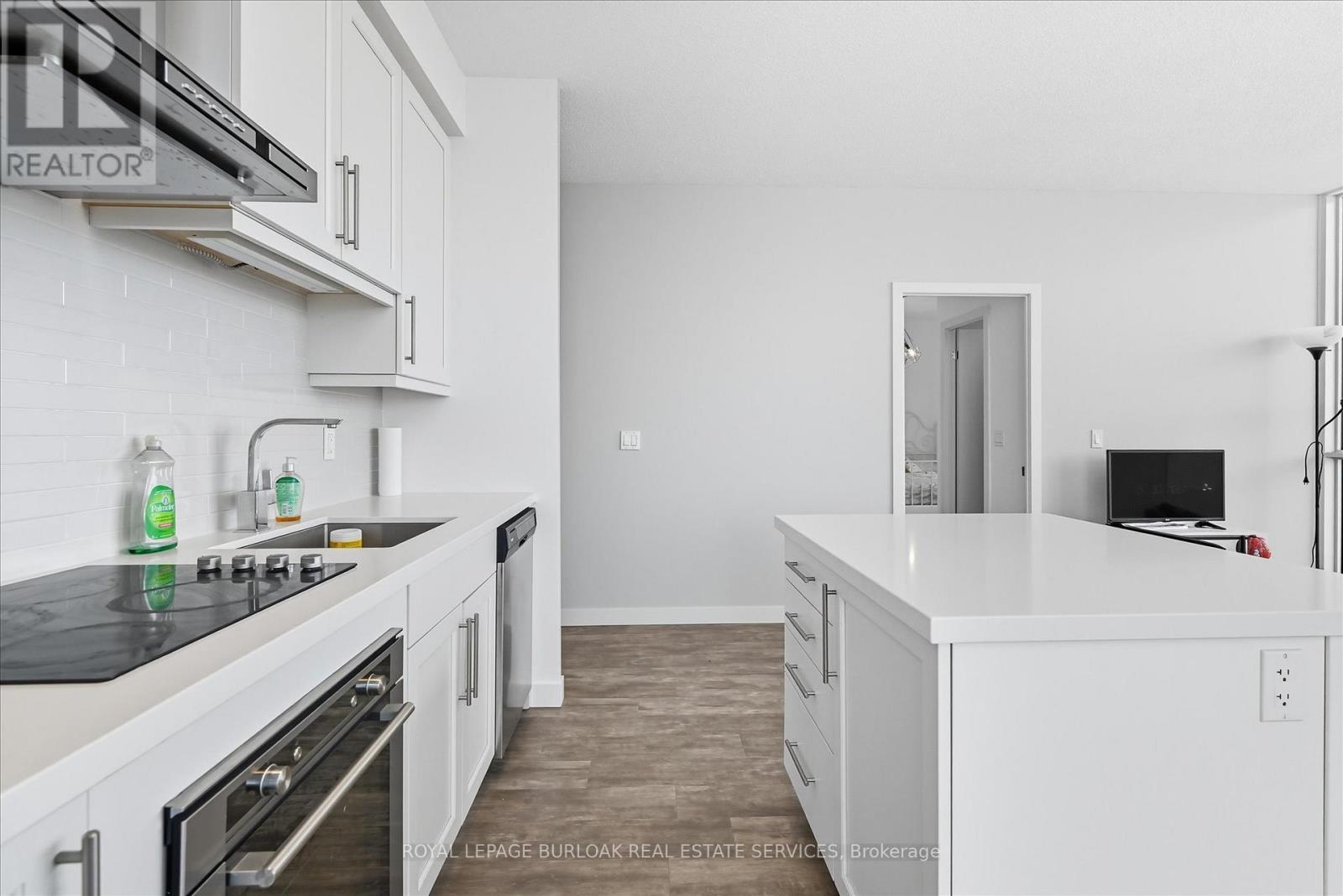 2309 - 2087 Fairview Street, Burlington, Ontario  L7R 0E5 - Photo 22 - W12752564