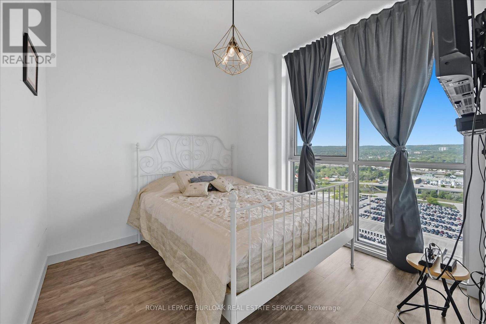 2309 - 2087 Fairview Street, Burlington, Ontario  L7R 0E5 - Photo 33 - W12752564