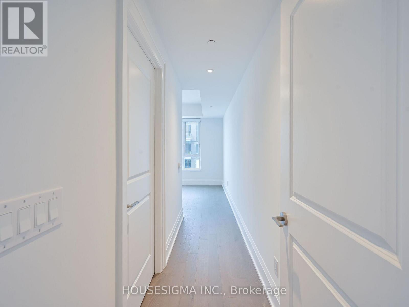 4212 - 1926 Lake Shore Boulevard W, Toronto, Ontario  M6S 0B1 - Photo 14 - W12752570
