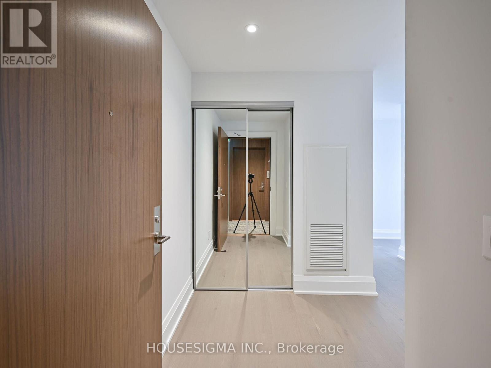 4212 - 1926 Lake Shore Boulevard W, Toronto, Ontario  M6S 0B1 - Photo 19 - W12752570