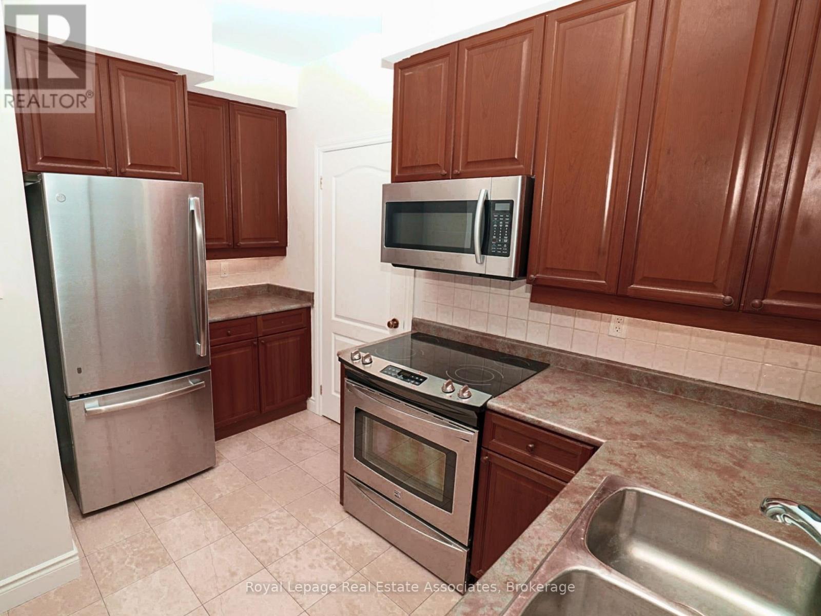 601 - 2 Aberfoyle Crescent, Toronto (Islington-City Centre West), Ontario  M8X 2Z8 - Photo 7 - W12752572