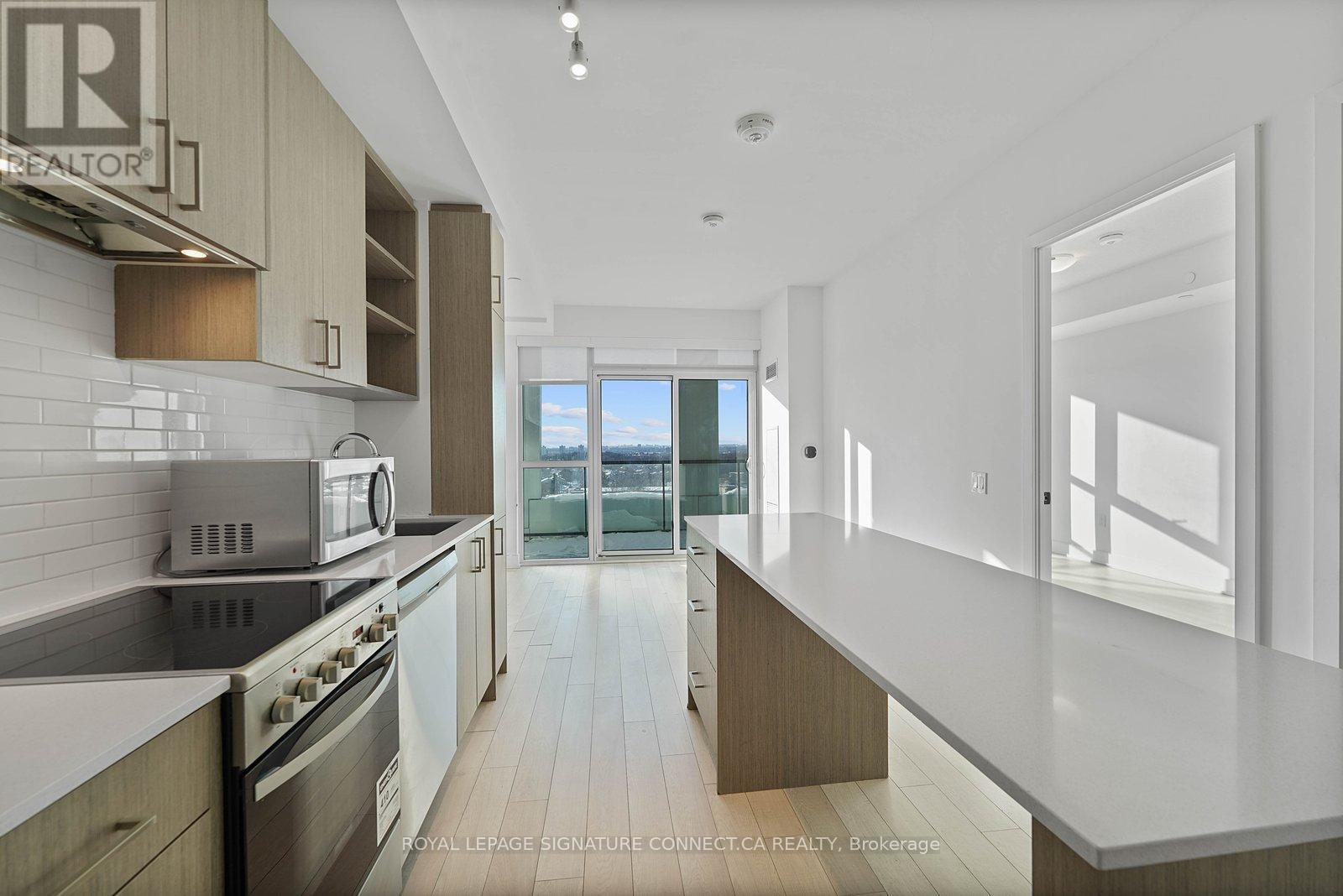 620 - 50 George Butchart Drive, Toronto (Downsview-Roding-Cfb), Ontario  M3K 0C9 - Photo 4 - W12752612