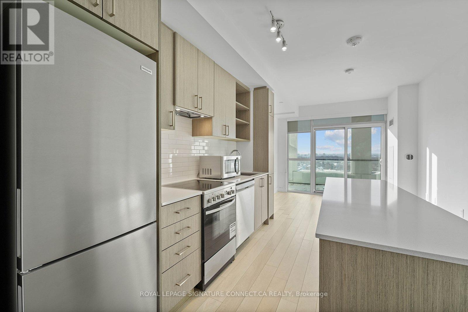 620 - 50 George Butchart Drive, Toronto (Downsview-Roding-Cfb), Ontario  M3K 0C9 - Photo 5 - W12752612