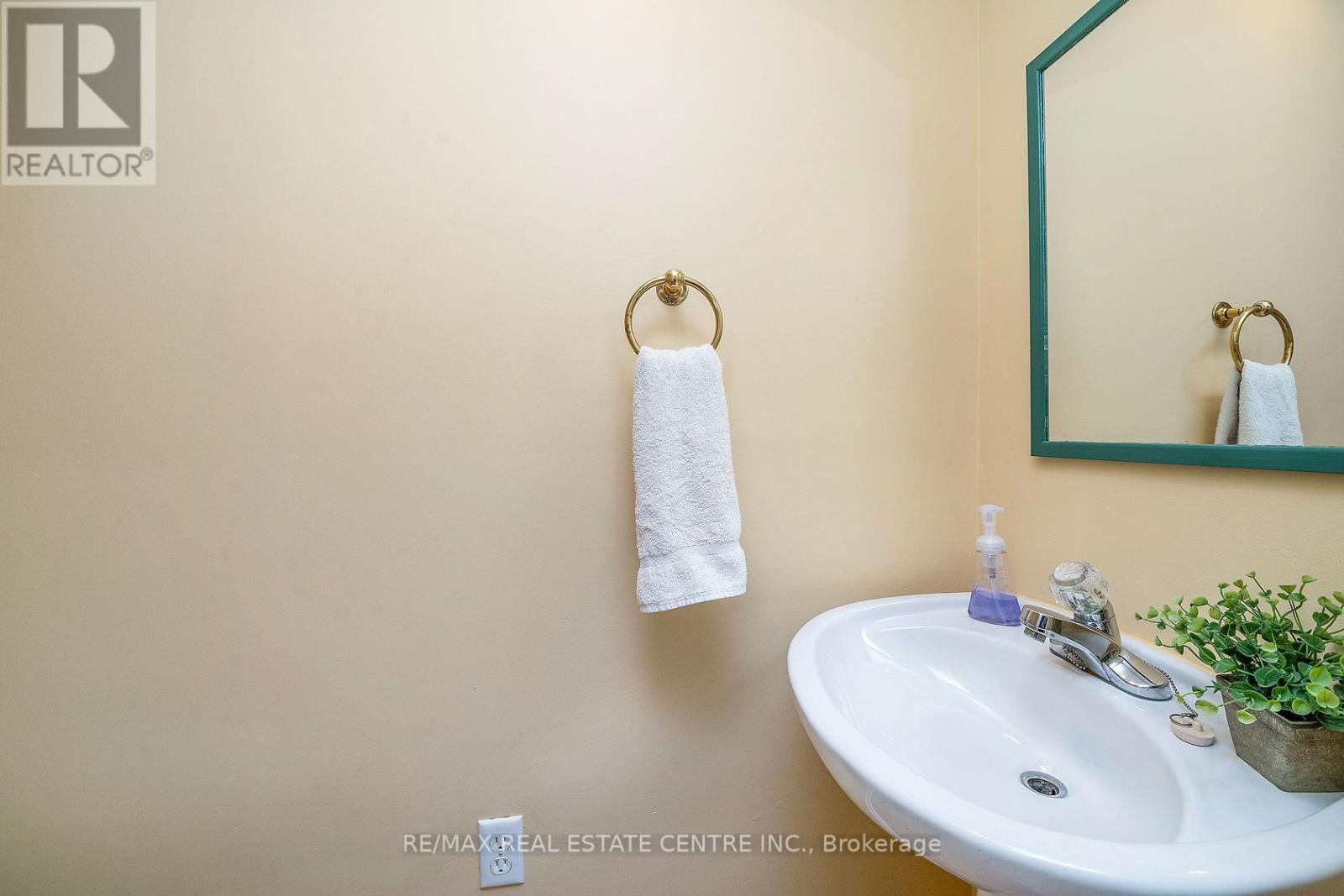 3 - 76 River Drive, Halton Hills, Ontario  L7G 2J2 - Photo 25 - W12752616