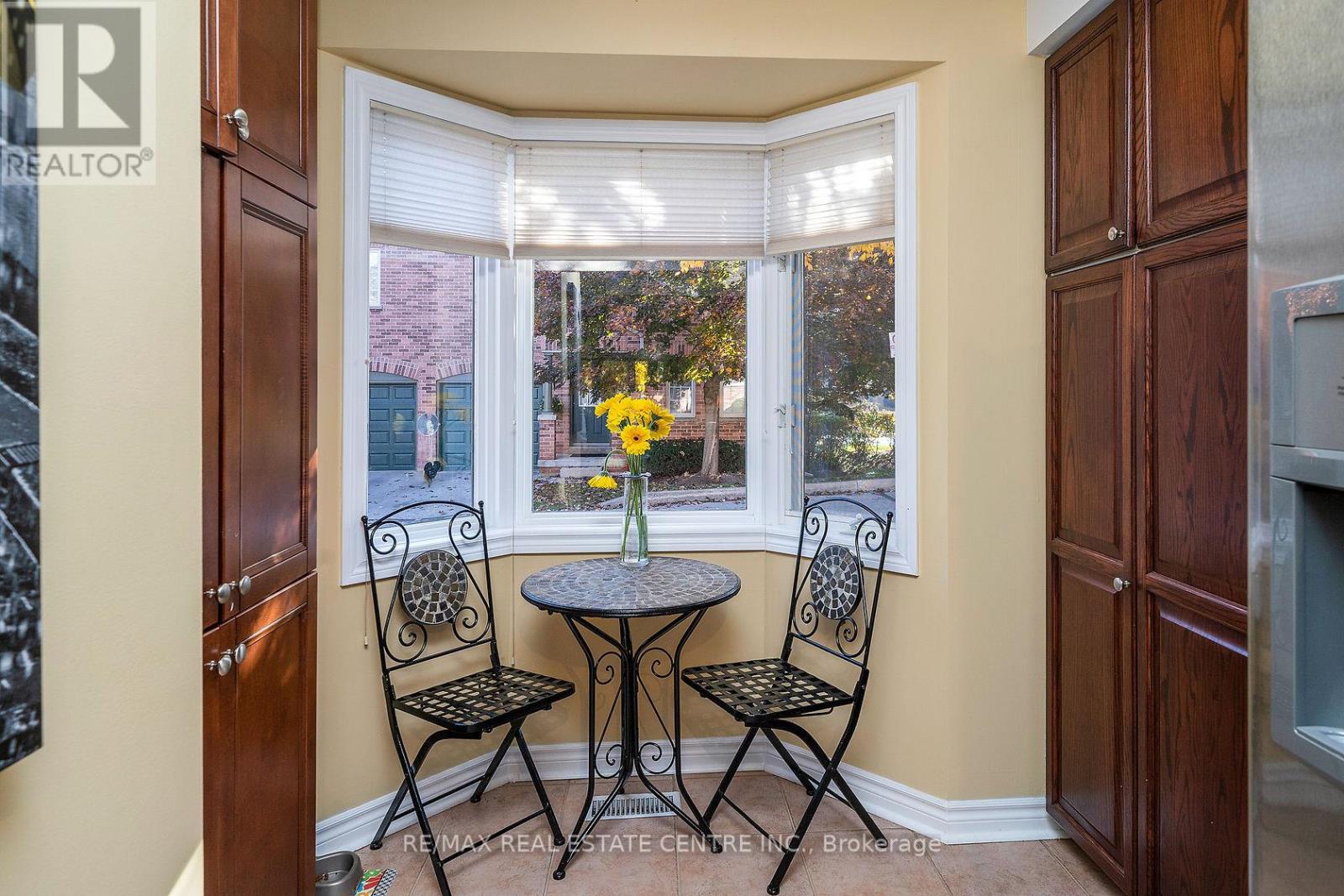 3 - 76 River Drive, Halton Hills, Ontario  L7G 2J2 - Photo 7 - W12752616