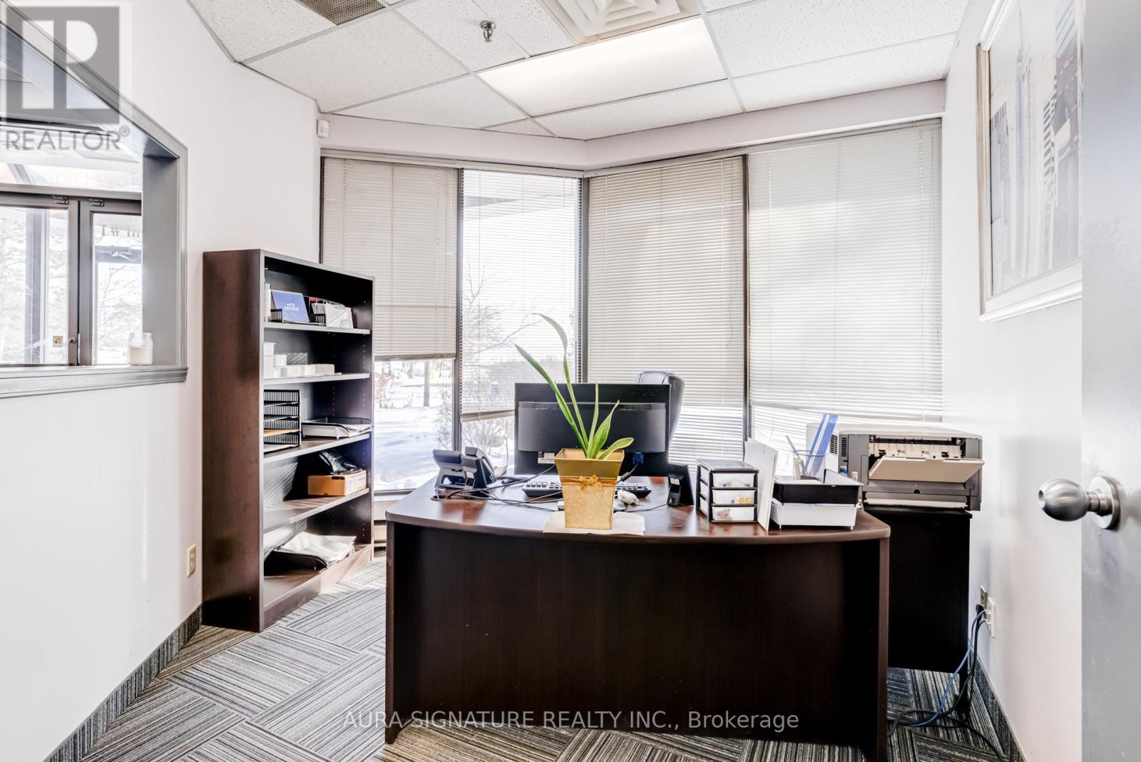 1 - 90 Walker Drive E, Brampton, Ontario  L6T 4H6 - Photo 13 - W12752632