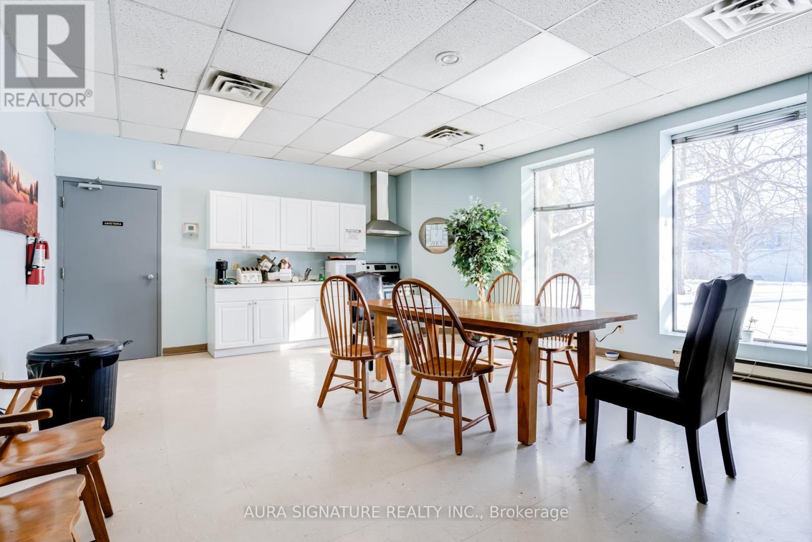 1 - 90 Walker Drive E, Brampton, Ontario  L6T 4H6 - Photo 16 - W12752632