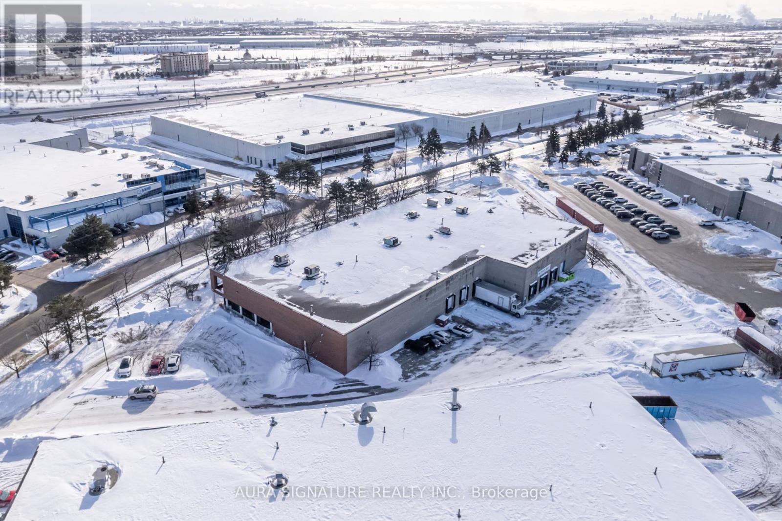 1 - 90 Walker Drive E, Brampton, Ontario  L6T 4H6 - Photo 34 - W12752632