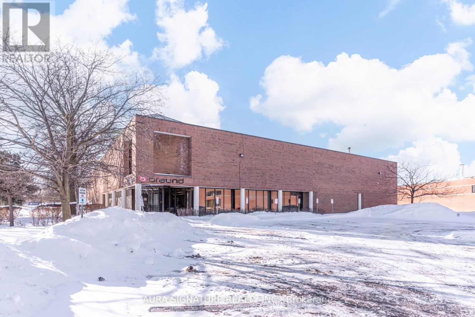 1 - 90 Walker Drive E, Brampton, Ontario  L6T 4H6 - Photo 5 - W12752632