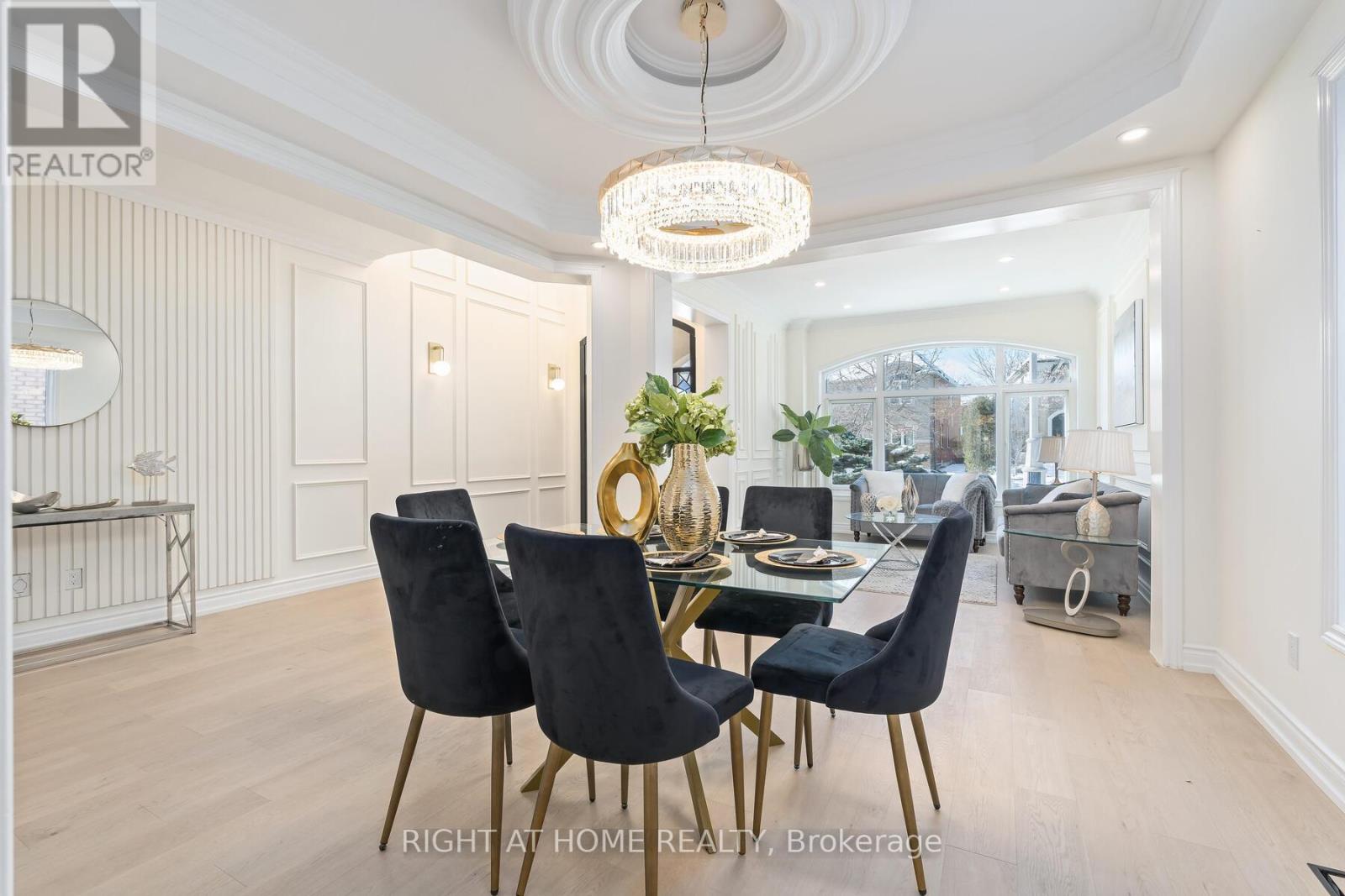 3352 Petrie Way, Oakville, Ontario  L6L 6V8 - Photo 5 - W12752646