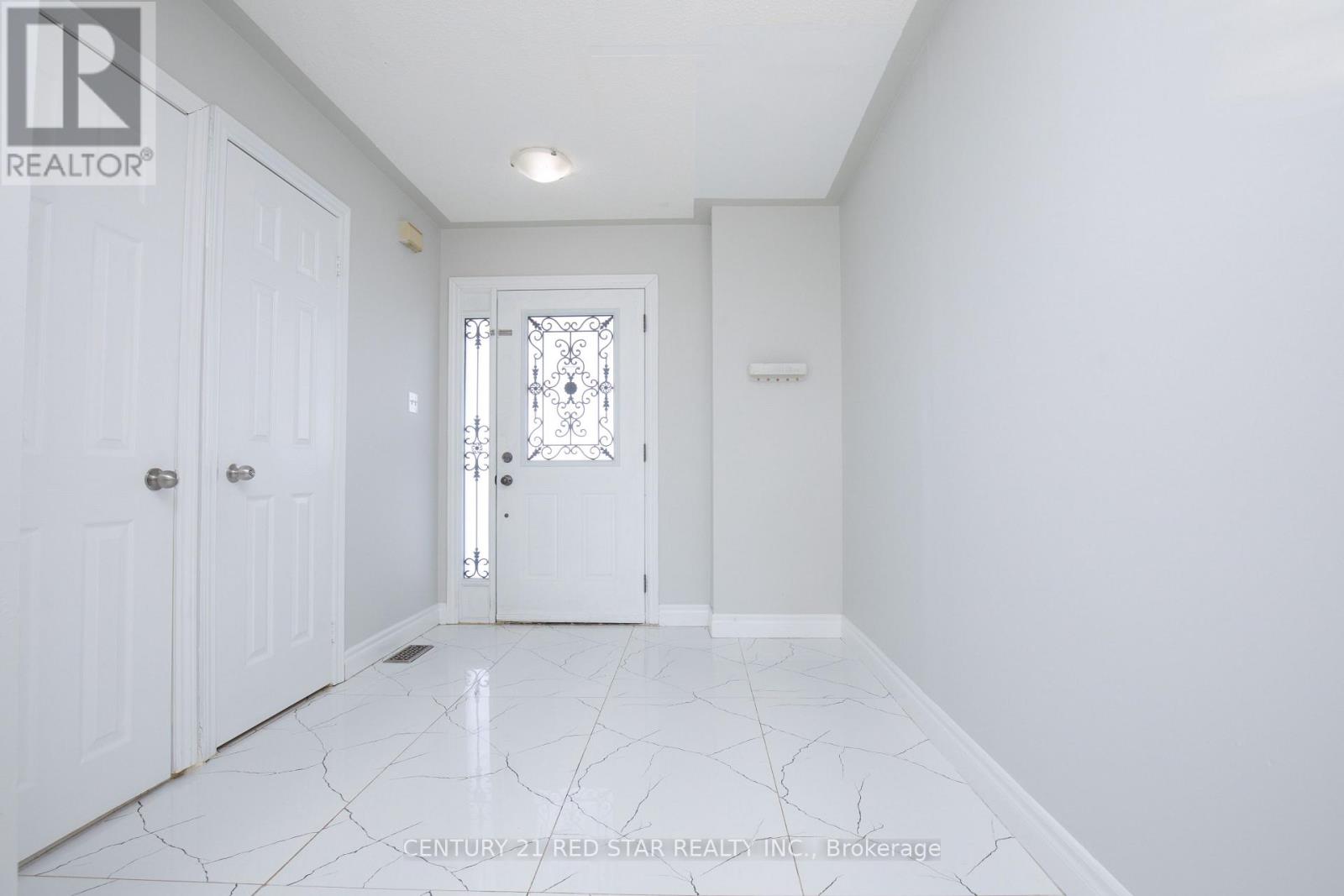 3 Deforest Drive, Brampton, Ontario  L7A 2Y3 - Photo 7 - W12752704