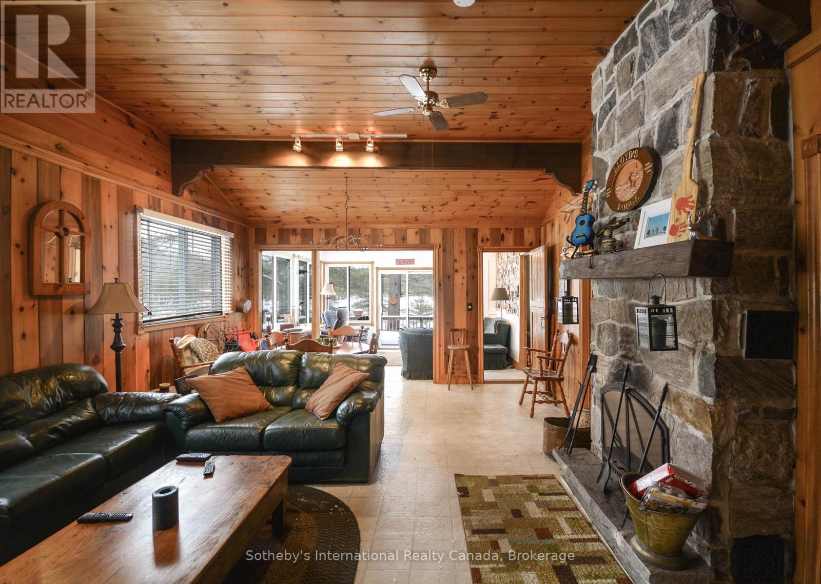 9492 Go Home Lake Shore, Georgian Bay, Ontario  P0C 1H0 - Photo 2 - X12752722